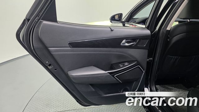 Kia K7 3.0 LPI Prestige (Rental Car) 2016 — фото 25