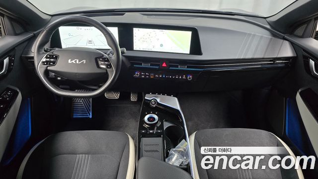 Kia EV6 Long Range 4WD GT Line 2023 — фото 7
