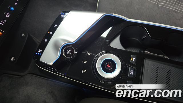 Kia EV6 Long Range 4WD GT Line 2023 — фото 9