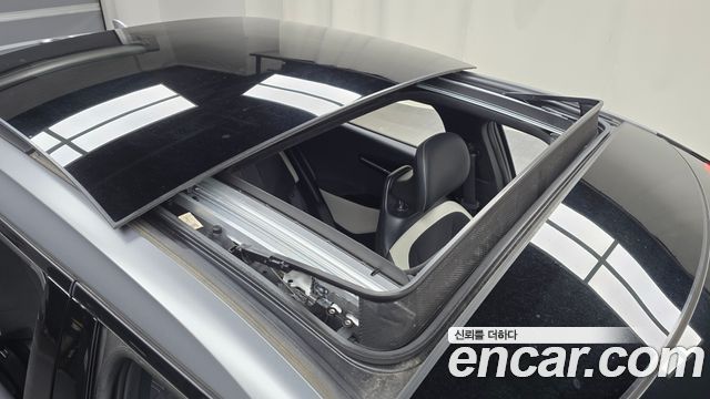 Kia EV6 Long Range 4WD GT Line 2023 — фото 20