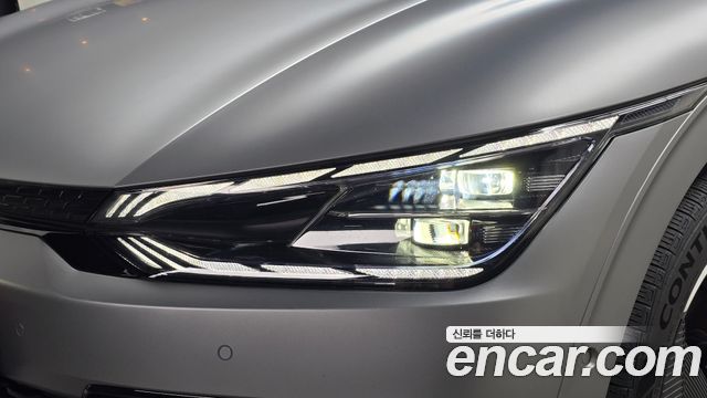 Kia EV6 Long Range 4WD GT Line 2023 — фото 22