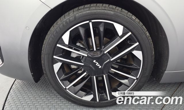 Kia K8 Hybrid Signature 2025 — фото 5