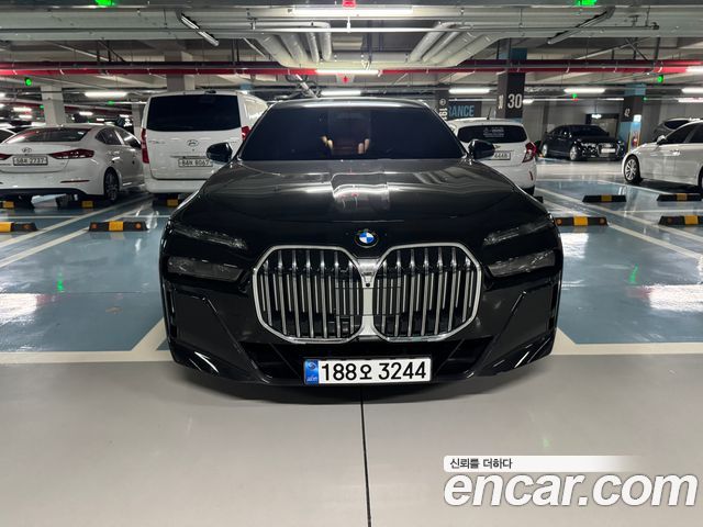 BMW 7 Series (G70) 740d xDrive M Sport 2026 — фото 3