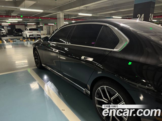 BMW 7 Series (G70) 740d xDrive M Sport 2026 — фото 5