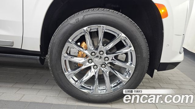 Cadillac Escalade (V) 6.2 Premium Luxury Platinum 2021 — фото 21