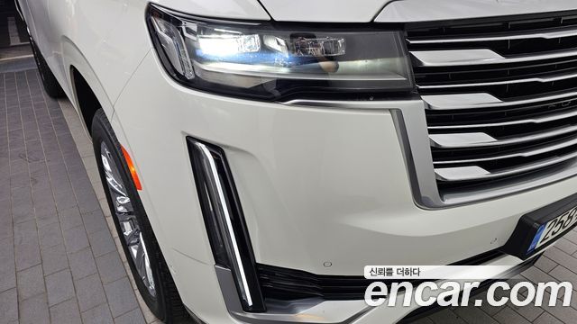 Cadillac Escalade (V) 6.2 Premium Luxury Platinum 2021 — фото 22
