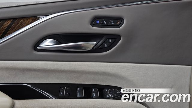Cadillac Escalade (V) 6.2 Premium Luxury Platinum 2021 — фото 28