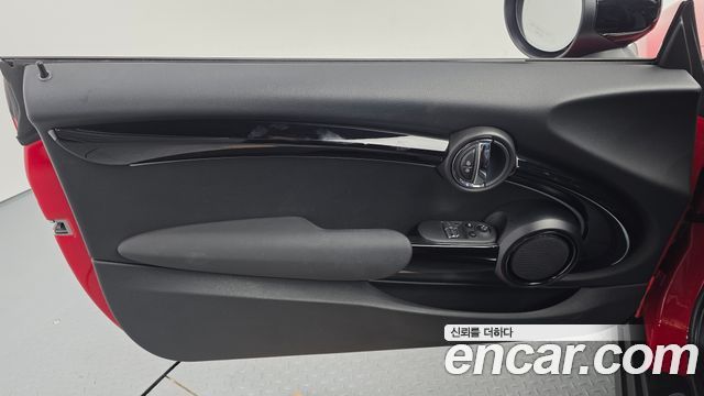 MINI Cooper Classic Plus 3rd 2024 — фото 24