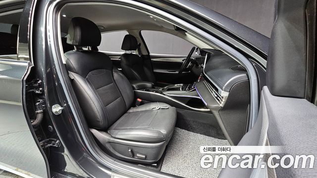 Hyundai Grandeur (IG) 2.5 Premium 2021 — фото 26