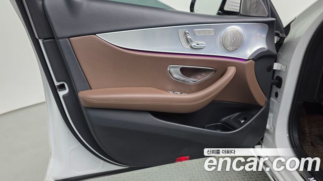 Mercedes-Benz E-Class (W213) E250 Avantgarde 2020 — фото 24