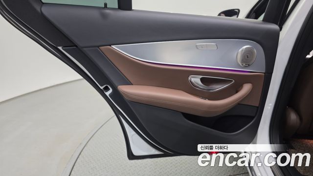 Mercedes-Benz E-Class (W213) E250 Avantgarde 2020 — фото 25