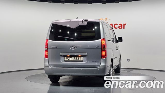 Hyundai Grand Starex Van 3-Seater Smart 2021 — фото 4
