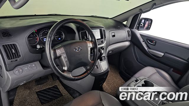 Hyundai Grand Starex Van 3-Seater Smart 2021 — фото 7