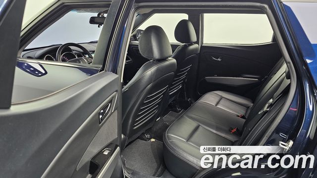 KG Mobility (SsangYong) Tivoli Diesel LX 2WD 2016 — фото 11