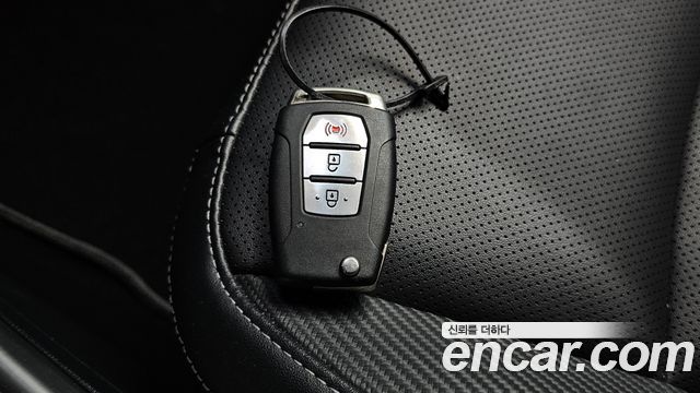 KG Mobility (SsangYong) Tivoli Diesel LX 2WD 2016 — фото 20