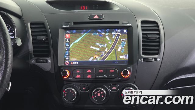 Kia K3 Deluxe 2018 — фото 14