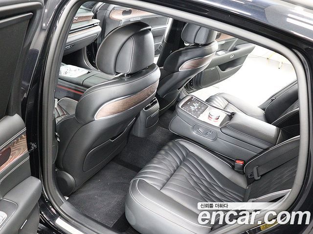 Genesis G90 (RS4) Gasoline 3.5 Turbo AWD 2022 — фото 16