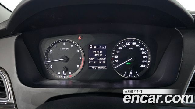 Hyundai Sonata (LF) 2.0 Smart Special 2016 — фото 8
