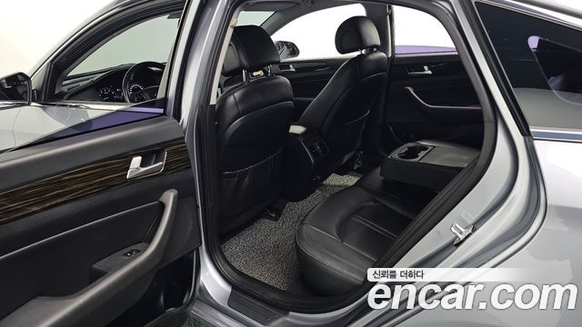 Hyundai Sonata (LF) 2.0 Smart Special 2016 — фото 26