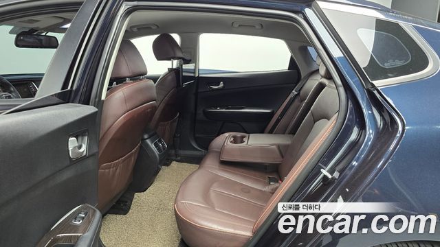 Kia K5 (II) 2.0 SX Style Edition 2018 — фото 12