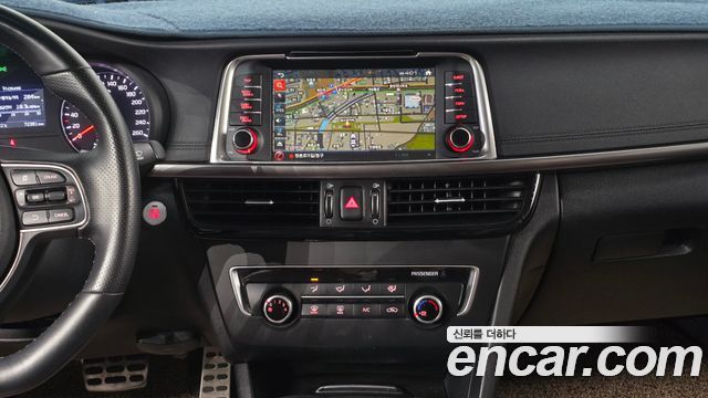 Kia K5 (II) 2.0 SX Style Edition 2018 — фото 16