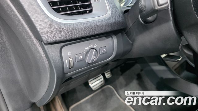 Volvo V40 D4 2nd 2014 — фото 16