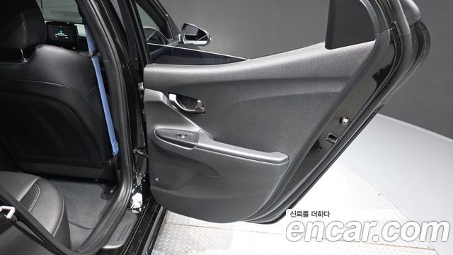 Hyundai Veloster (JS) 2.0 N 2019 — фото 25
