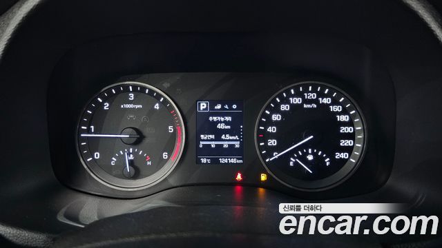 Hyundai Tucson Diesel 2.0 2WD Modern 2016 — фото 8