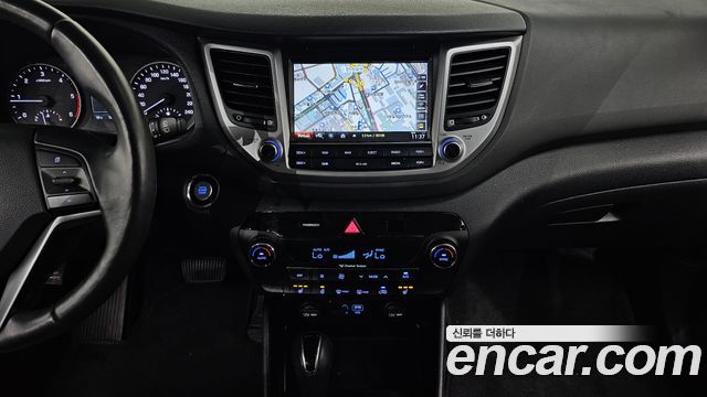 Hyundai Tucson Diesel 2.0 2WD Modern 2016 — фото 14