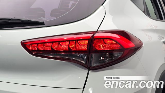 Hyundai Tucson Diesel 2.0 2WD Modern 2016 — фото 23