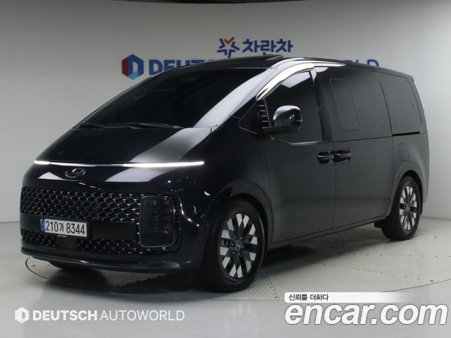 Hyundai Staria 4WD Lounge 7-Seater Inspiration