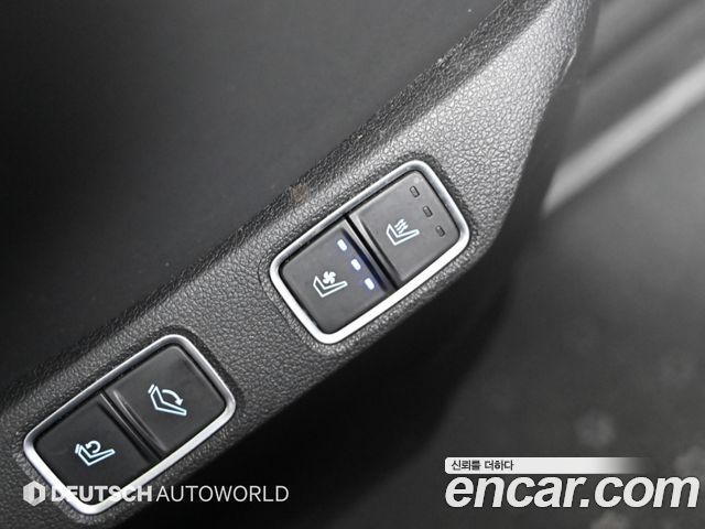 Hyundai Staria 4WD Lounge 7-Seater Inspiration 2022 — фото 20