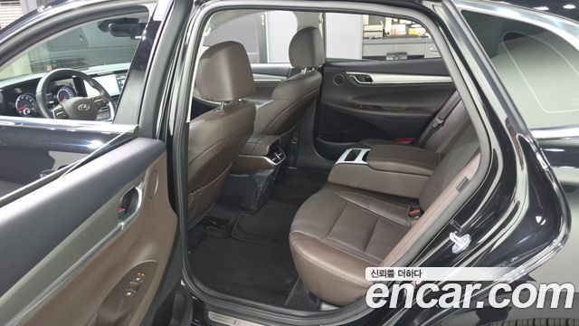 Hyundai Grandeur (IG) 3.3 Premium 2022 — фото 11