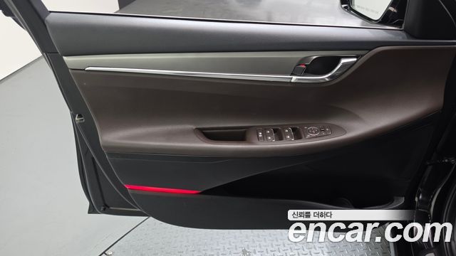 Hyundai Grandeur (IG) 3.3 Premium 2022 — фото 24