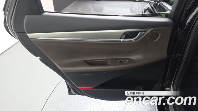 Hyundai Grandeur (IG) 3.3 Premium 2022 — фото 25