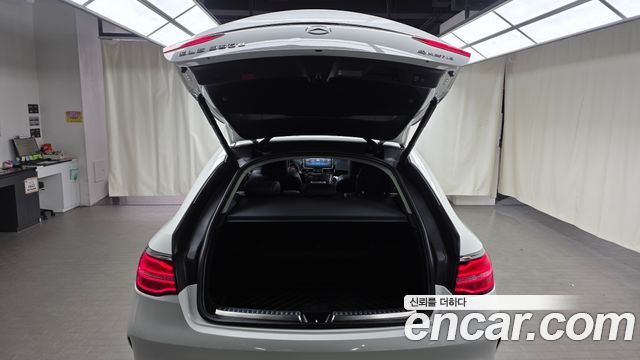Mercedes-Benz GLE-Class (W166) GLE350 d 4MATIC Coupe 2017 — фото 17