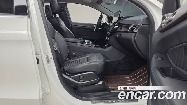 Mercedes-Benz GLE-Class (W166) GLE350 d 4MATIC Coupe 2017 — фото 26