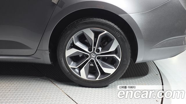 Renault Korea SM6 2.0 GDe LE Special 2019 — фото 21