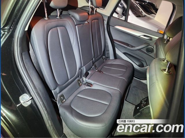 BMW X1 (F48) xDrive 18d Joy 2018 — фото 4