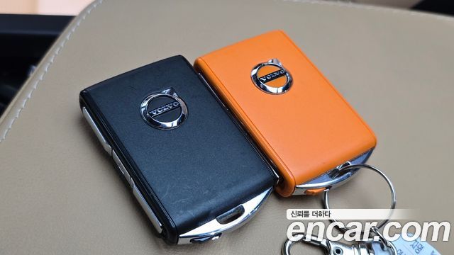 Volvo S60 (III) B5 Ultimate Bright 2023 — фото 18