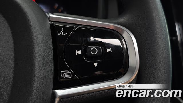 Volvo S60 (III) B5 Ultimate Bright 2023 — фото 19