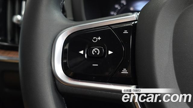 Volvo S60 (III) B5 Ultimate Bright 2023 — фото 20