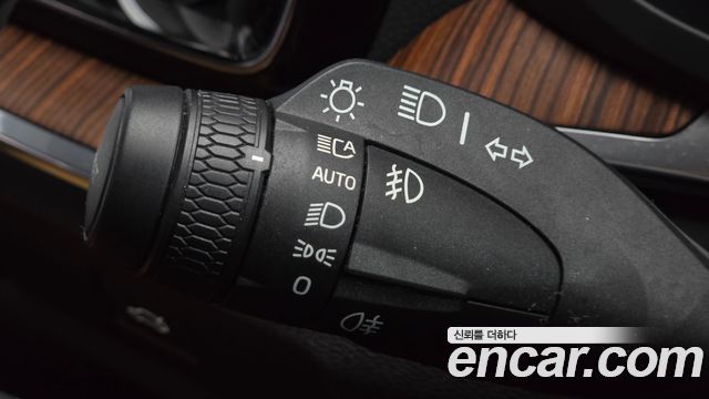 Volvo S60 (III) B5 Ultimate Bright 2023 — фото 32