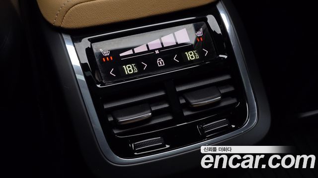 Volvo S60 (III) B5 Ultimate Bright 2023 — фото 34