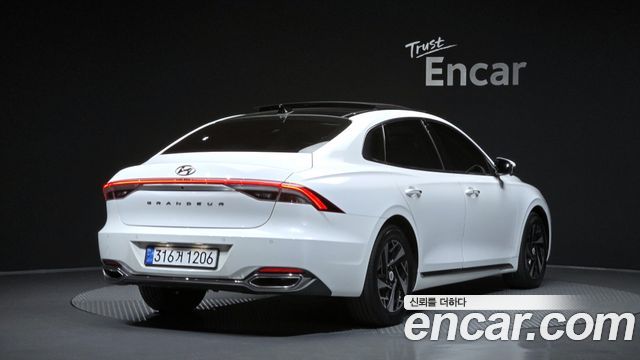 Hyundai Grandeur Hybrid (IG) Le Blanc 2023 — фото 2