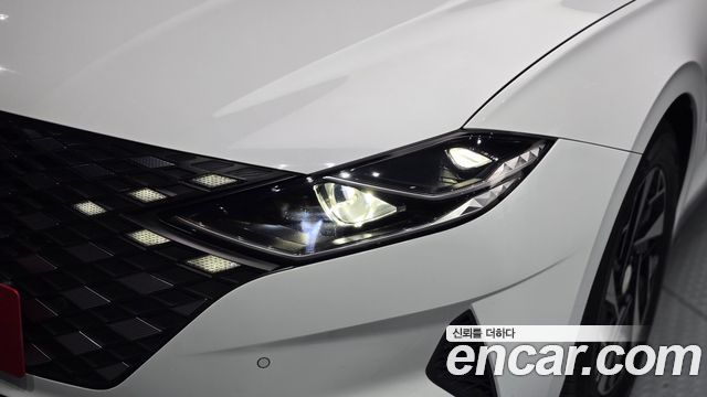 Hyundai Grandeur Hybrid (IG) Le Blanc 2023 — фото 22