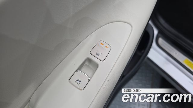 Hyundai Grandeur Hybrid (IG) Le Blanc 2023 — фото 33