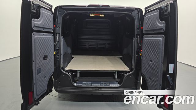 Kia PV5 Cargo Long Long Range Basic 2026 — фото 18