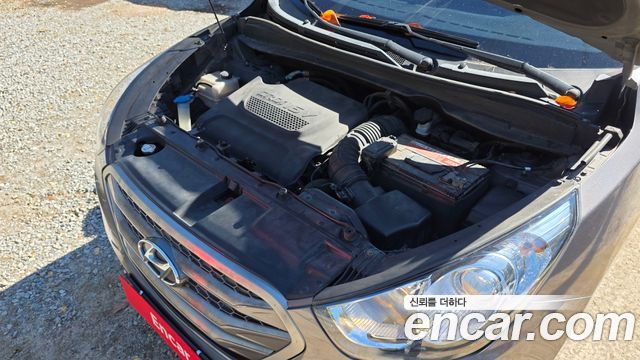 Hyundai Tucson ix Diesel 2WD LX20 Premier 2013 — фото 6