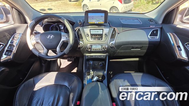 Hyundai Tucson ix Diesel 2WD LX20 Premier 2013 — фото 7